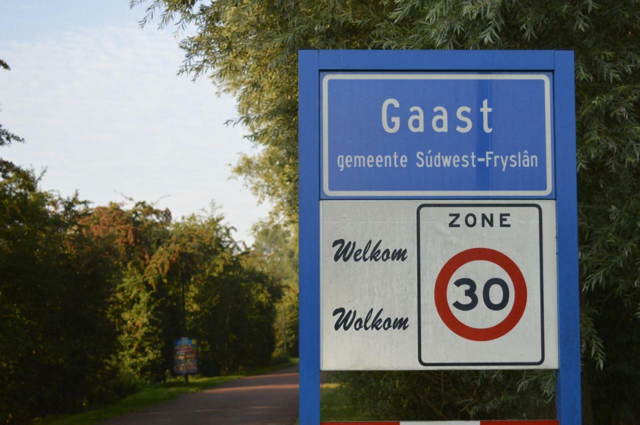 Vakantiehuis Het Voorhuis Op Landgoed Koepeltjesplaats Gaast Esterno foto